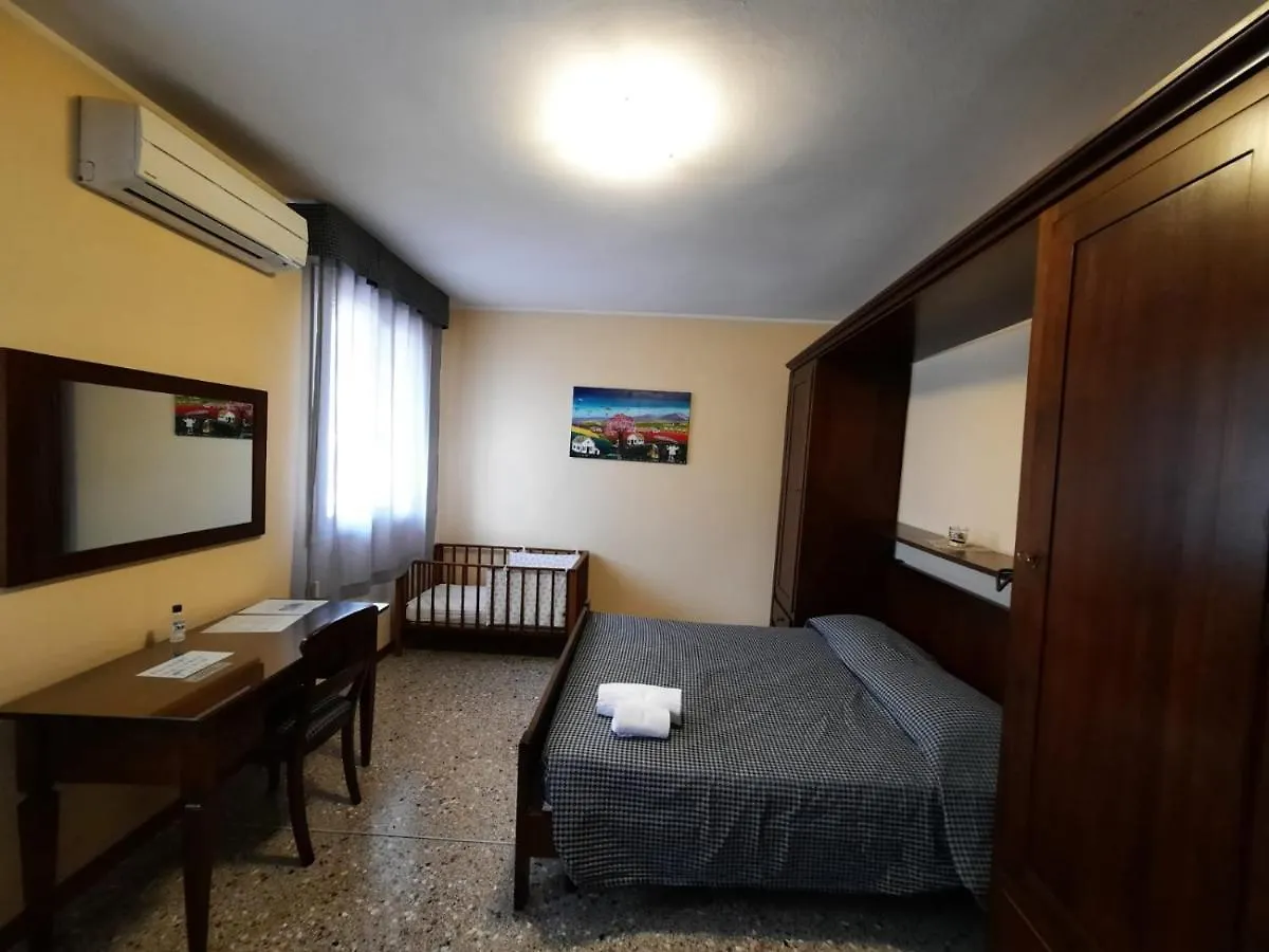 Affittacamere Canal Borso del Grappa Bed & Breakfast